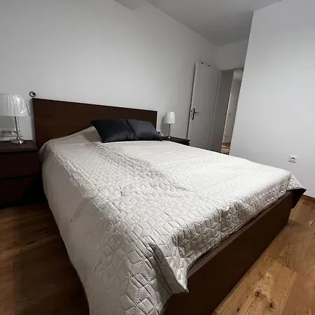 Porec, Tolle 3 Zi-Whg, Sehr Zentral, Top Zustand! Mit Internet Und W-Lan! Exterior foto