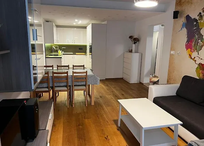 Porec, Tolle 3 Zi-Whg, Sehr Zentral, Top Zustand! Mit Internet Und W-Lan!